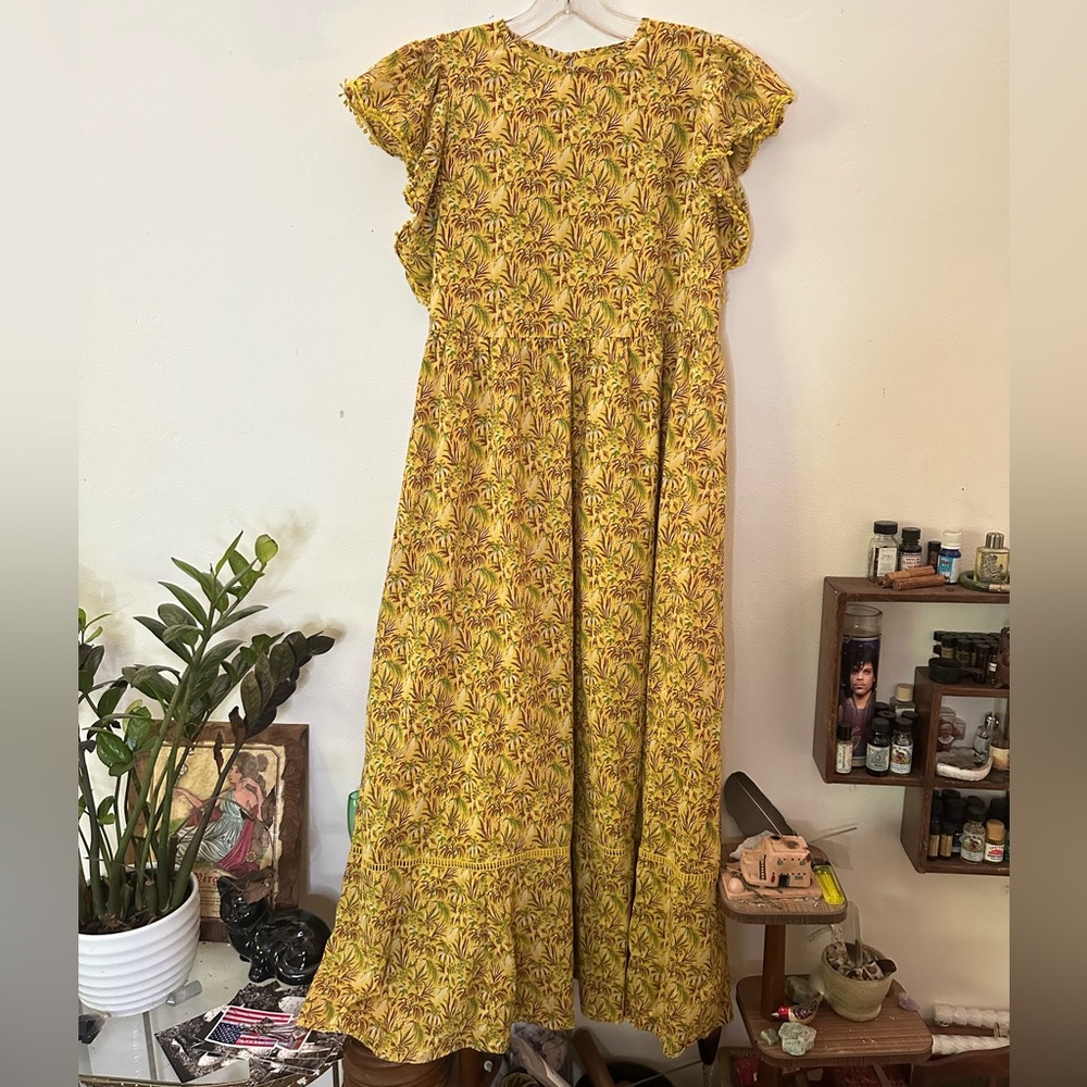 Ann Taylor Palm Tree Ruffle Sleeve Flare Dress XS